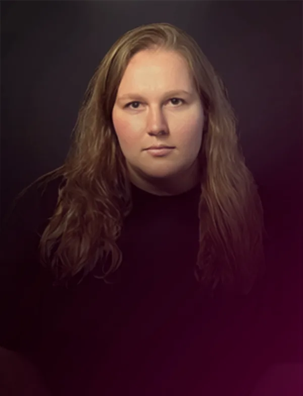 Laura Garbarino, Production Coordinator and Graphic Designer at Proforma Battlefield Advertising
